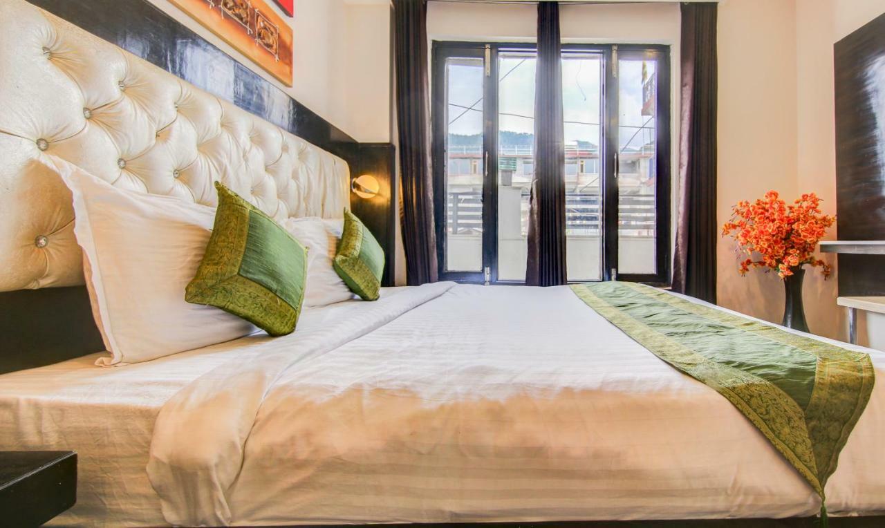 Treebo Trend Lavish Inn Dharamshala Exterior foto