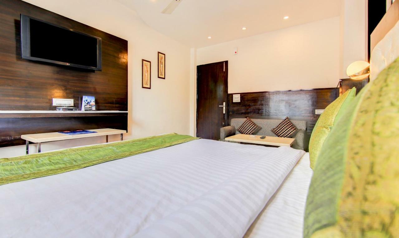 Treebo Trend Lavish Inn Dharamshala Exterior foto